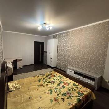 Сдается 1-комнатная квартира, 43 м²