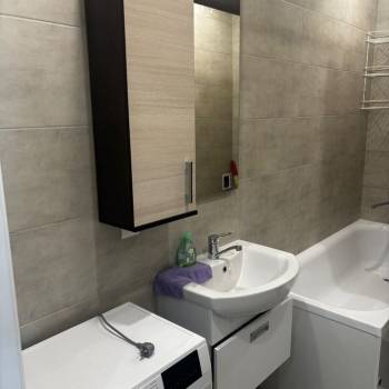 Сдается 2-х комнатная квартира, 60 м²