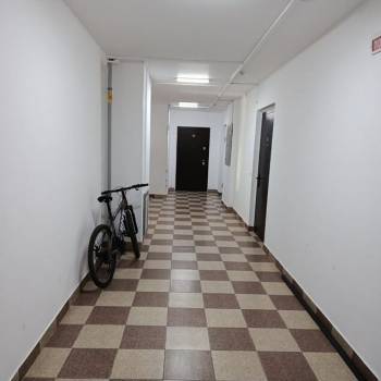 Продается 1-комнатная квартира, 42,5 м²