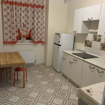 Сдается 1-комнатная квартира, 32 м²