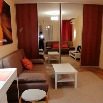 Сдается 1-комнатная квартира, 38 м²