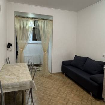 Сдается 1-комнатная квартира, 40 м²
