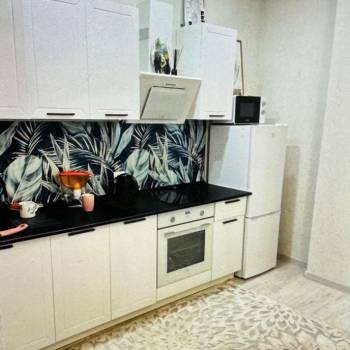 Сдается 1-комнатная квартира, 41 м²