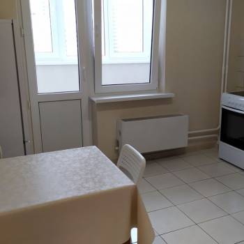 Сдается 1-комнатная квартира, 37 м²
