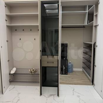 Продается Многокомнатная квартира, 156 м²