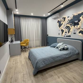 Продается Многокомнатная квартира, 156 м²