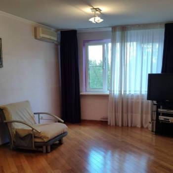 Продается 2-х комнатная квартира, 70 м²