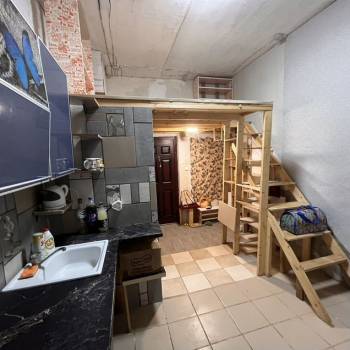 Продается 1-комнатная квартира, 14,5 м²