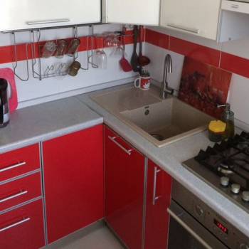 Продается Многокомнатная квартира, 60 м²