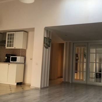Продается 3-х комнатная квартира, 110 м²