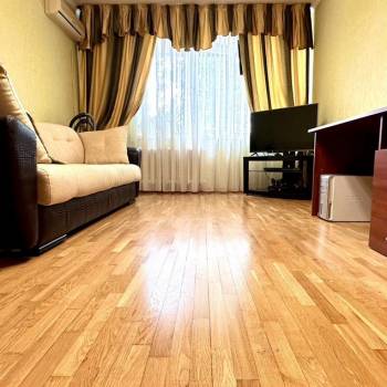 Сдается 1-комнатная квартира, 43 м²