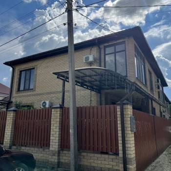 Продается Дом, 240 м²