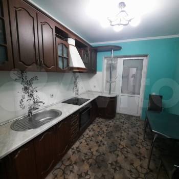Сдается 2-х комнатная квартира, 70 м²