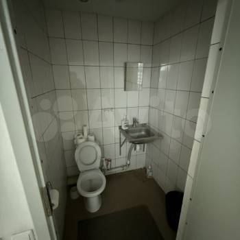 Сдается Нежилое помещение, 610 м²