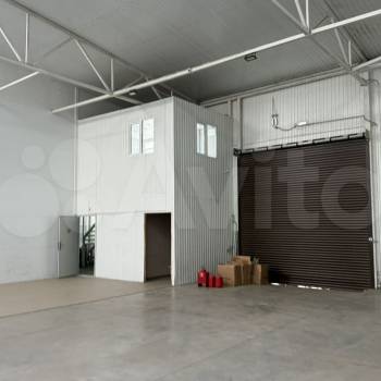 Сдается Нежилое помещение, 610 м²