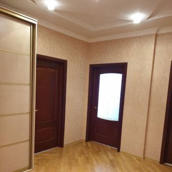 Продается 2-х комнатная квартира, 80 м²