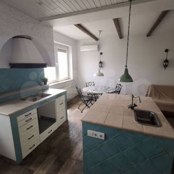 Продается Многокомнатная квартира, 111 м²