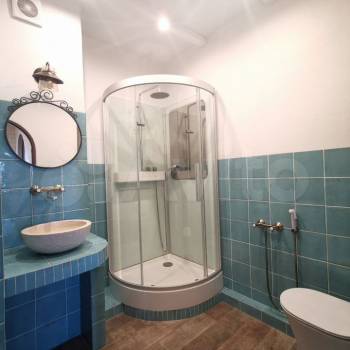 Продается Многокомнатная квартира, 111 м²