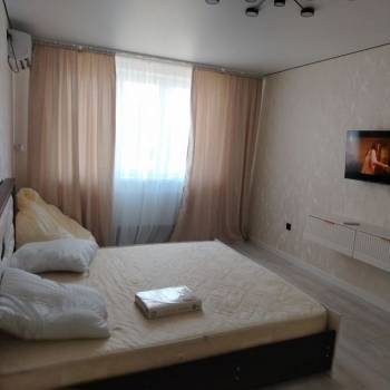 Сдается 1-комнатная квартира, 43 м²