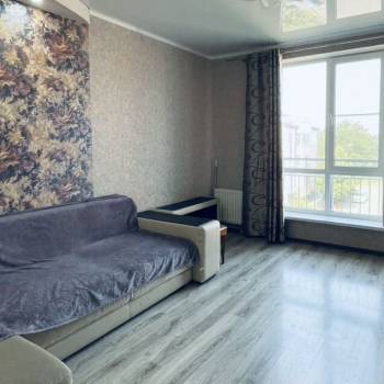 Продается 1-комнатная квартира, 38 м²