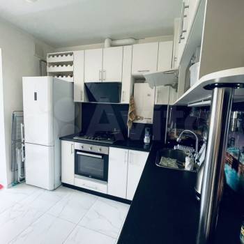 Продается 1-комнатная квартира, 38 м²