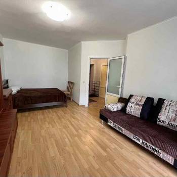 Сдается 1-комнатная квартира, 42 м²