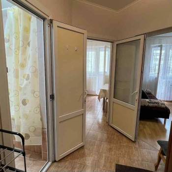 Сдается 1-комнатная квартира, 42 м²