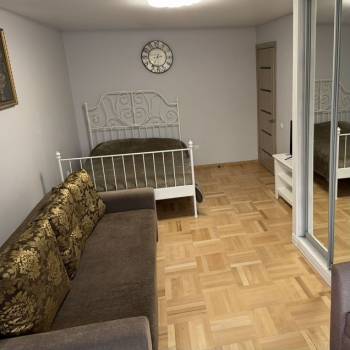 Сдается 1-комнатная квартира, 42 м²
