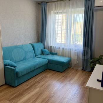 Продается 1-комнатная квартира, 35,9 м²