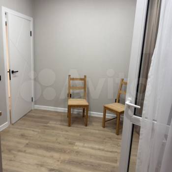 Продается 1-комнатная квартира, 38,6 м²