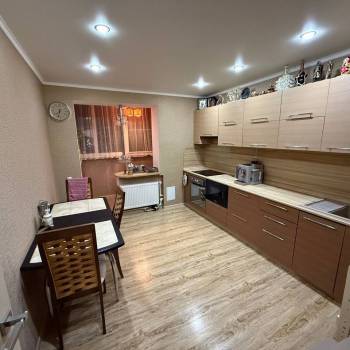 Продается 2-х комнатная квартира, 56,7 м²