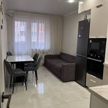 Продается 2-х комнатная квартира, 60,5 м²