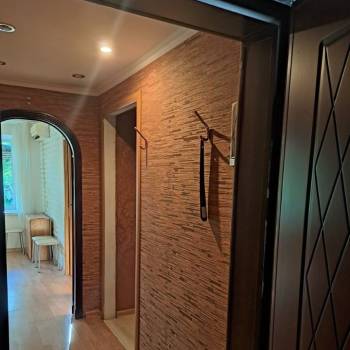 Продается 1-комнатная квартира, 35 м²