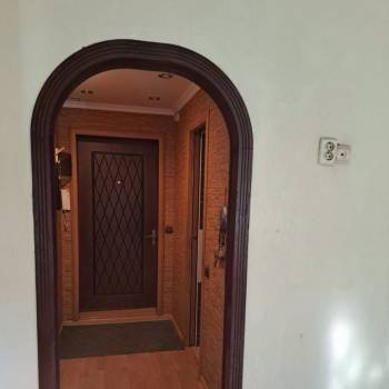 Продается 1-комнатная квартира, 35 м²