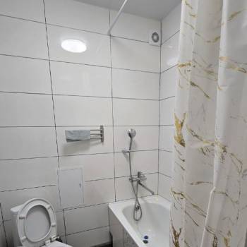 Продается 2-х комнатная квартира, 42 м²