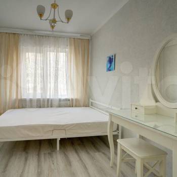 Сдается 1-комнатная квартира, 45 м²