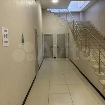 Сдается Нежилое помещение, 1380 м²