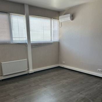 Сдается Нежилое помещение, 1380 м²