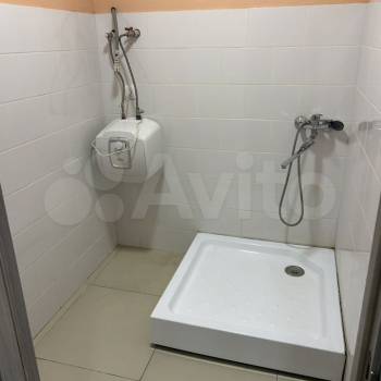 Сдается Нежилое помещение, 1380 м²