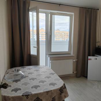Сдается 1-комнатная квартира, 38 м²
