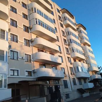 Продается 1-комнатная квартира, 45,9 м²