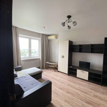 Сдается 1-комнатная квартира, 39 м²
