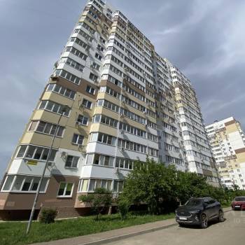 Сдается 1-комнатная квартира, 39 м²