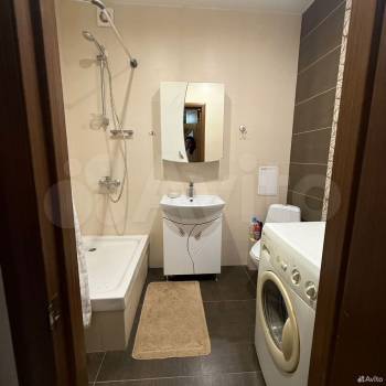 Сдается 1-комнатная квартира, 37 м²