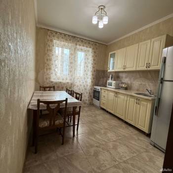 Сдается 1-комнатная квартира, 37 м²