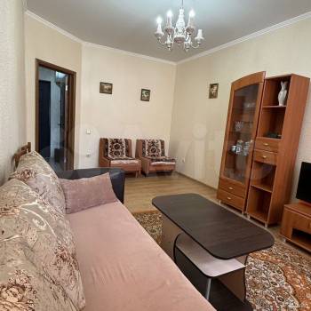 Сдается 1-комнатная квартира, 37 м²