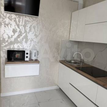 Сдается 1-комнатная квартира, 42 м²