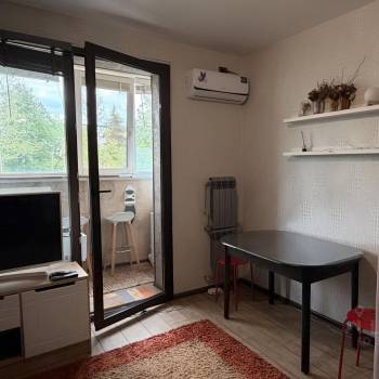 Продается 1-комнатная квартира, 28 м²