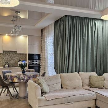 Продается Многокомнатная квартира, 102 м²