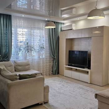 Продается Многокомнатная квартира, 102 м²